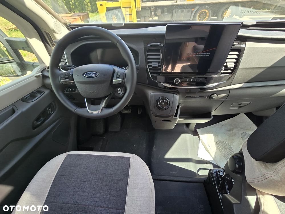 Ford Transit - 6