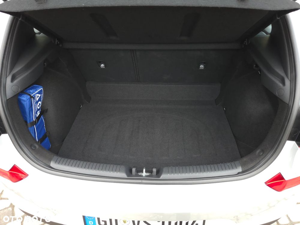 Hyundai i30 1.4 Select - 37