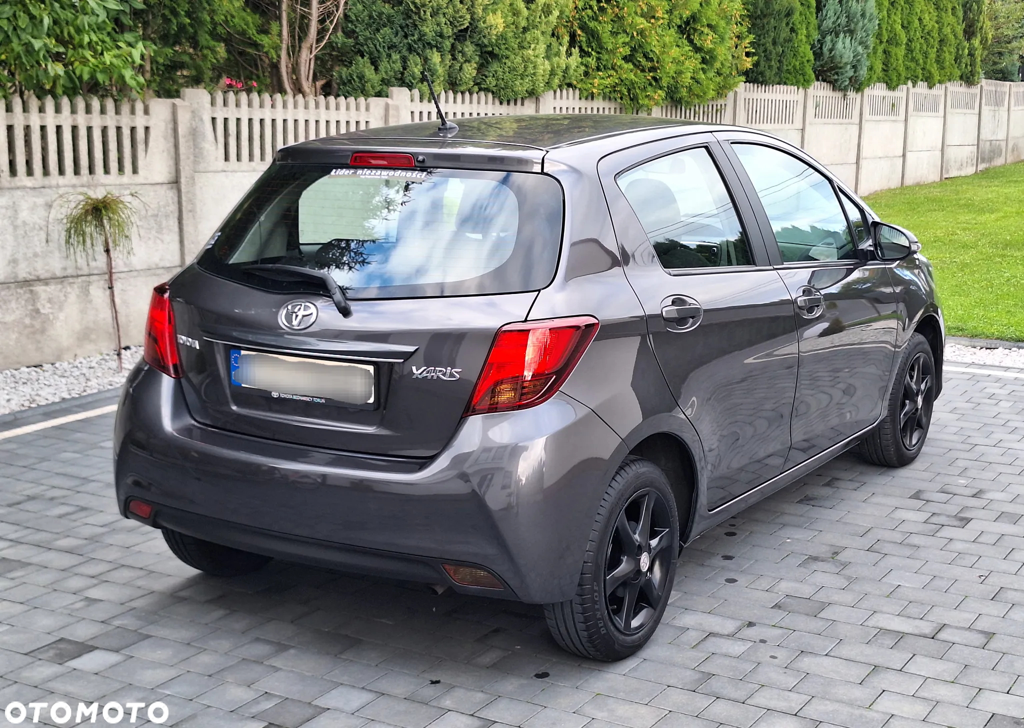 Toyota Yaris 1.33 Prestige - 4