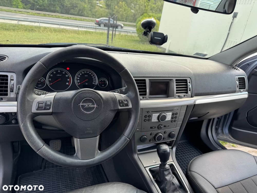 Opel Vectra 1.8 - 15
