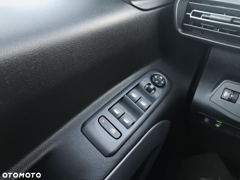 Toyota Proace City Verso 1.5 D-4D Family - 10