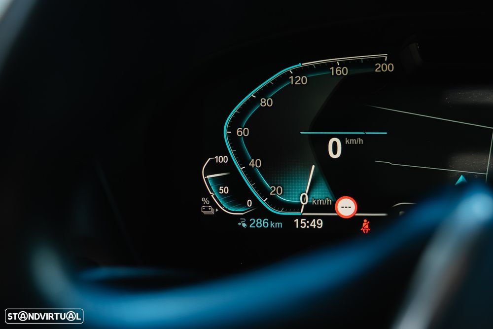 BMW iX3 - 19