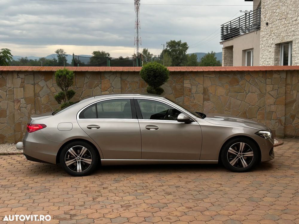 Mercedes-Benz C 220 d Aut - 31
