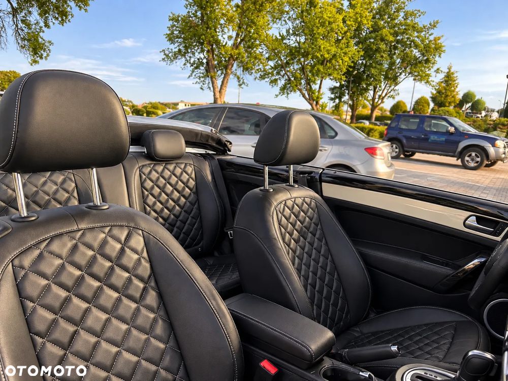 Volkswagen New Beetle - 10