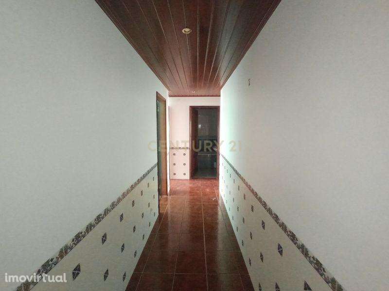 Apartamento T3 - IMÓVEL OCUPADO - Grande imagem: 3/10
