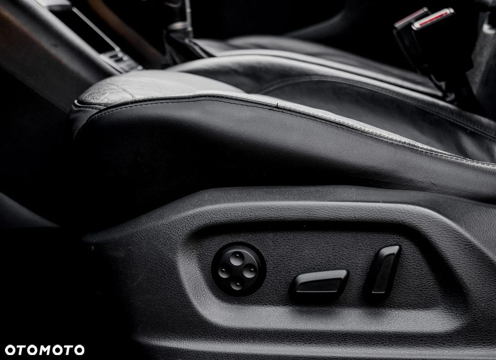 Volkswagen Tiguan - 24