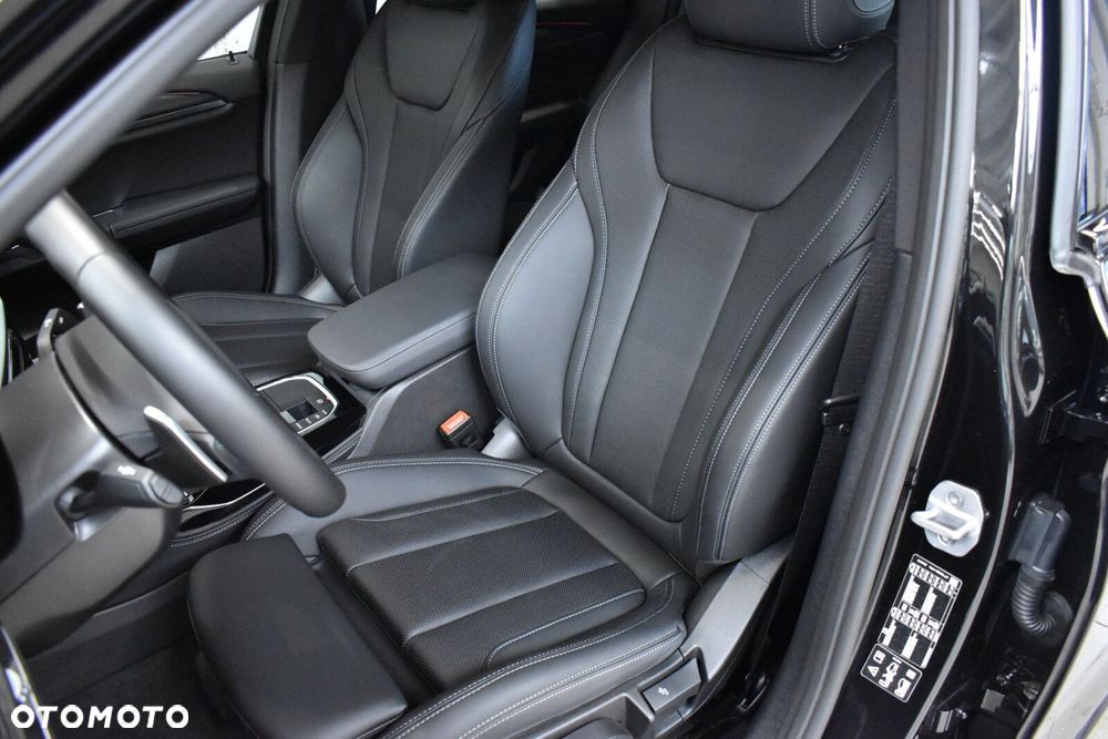 BMW X4 - 10