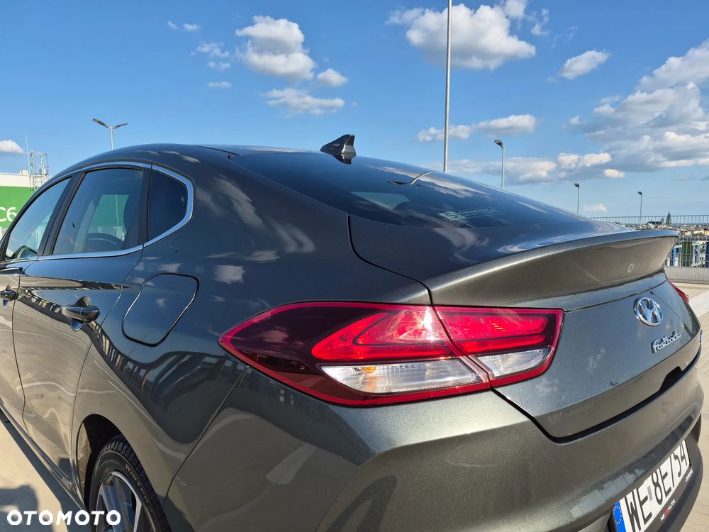 Hyundai i30 1.5 T-GDI 48V Premium DCT - 13