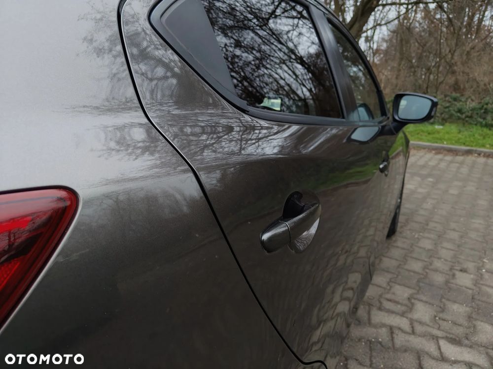 Mazda 2 SKYACTIV-G 90 Nakama - 27