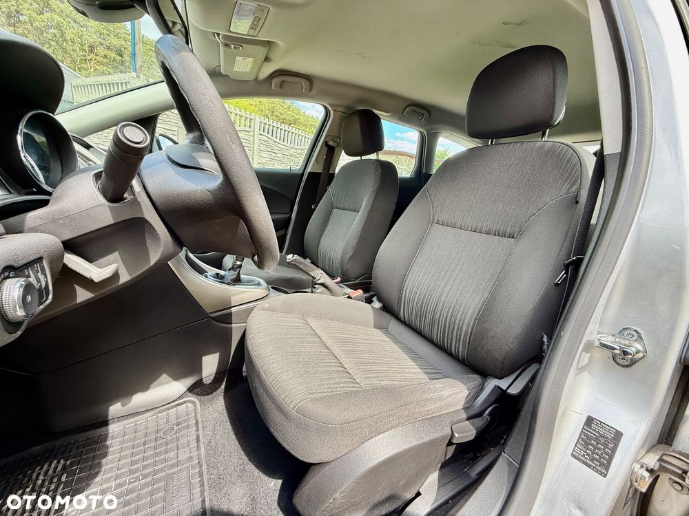 Opel Astra 1.6 Caravan - 5