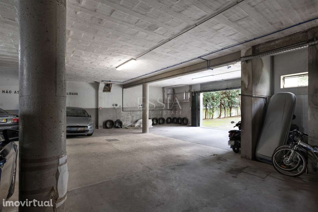 Garagem Recolha 30 Carros Foz do Douro | Garagem Investimento Porto - Grande imagem: 5/18