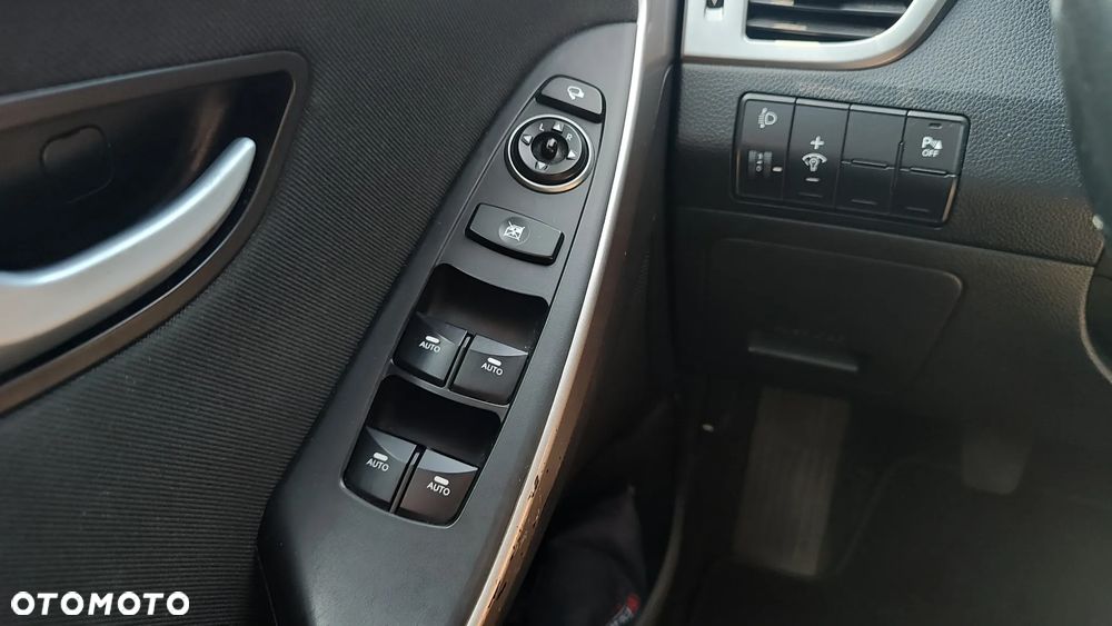 Hyundai i30 1.6 GDI BlueDrive Run - 14