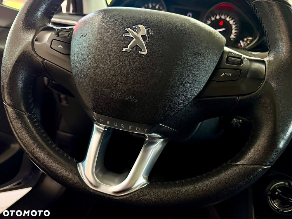 Peugeot 2008 PureTech 82 Style - 10