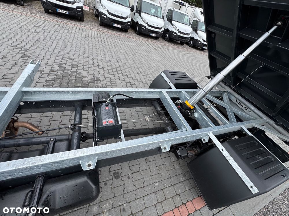 Iveco 70C17 DO 3,5 T 35C16,,35C17,,35C18,,50C15,,50C17,,50C18 KIPER WYWROT 3 STR 3,0 SILNIK HAK 3.5T - 10