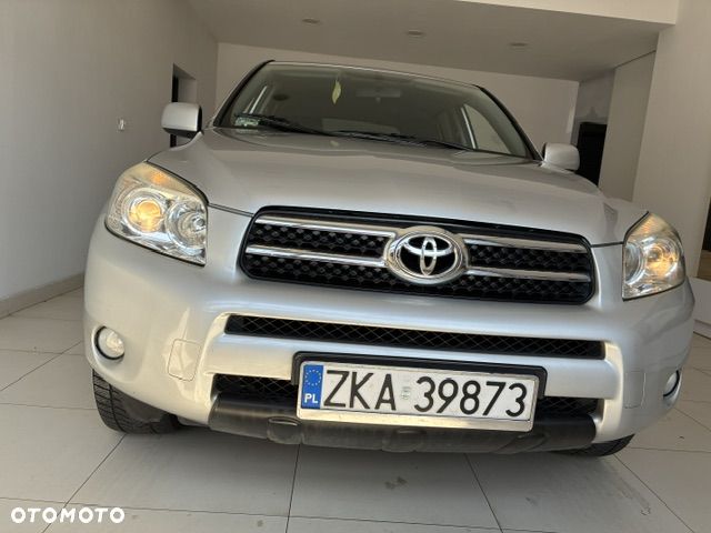 Toyota RAV4 2.2 D-4D 4x4 Executive - 2
