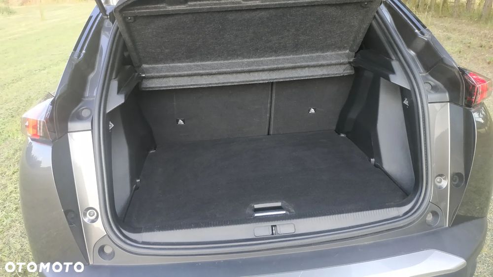 Peugeot 2008 - 9