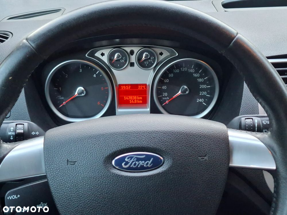 Ford Kuga 2.0 TDCi Titanium - 13