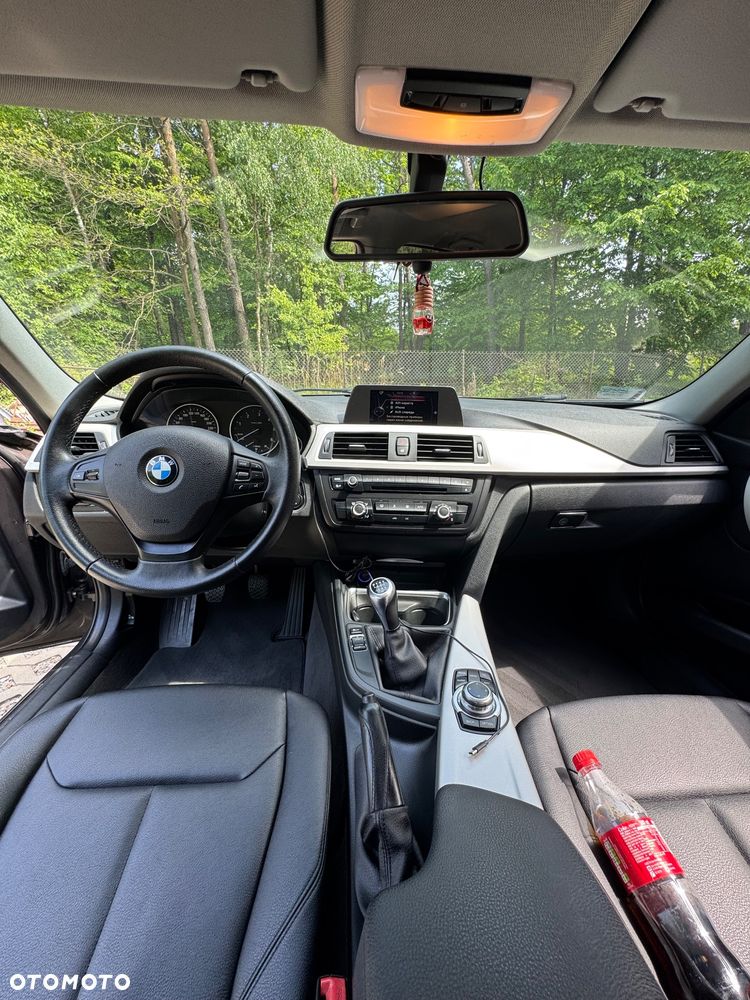BMW Seria 3 316d - 30