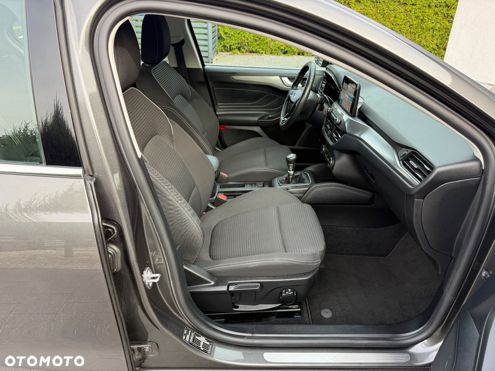 Ford Focus 1.5 EcoBlue STart-Stopp-System TITANIUM - 21