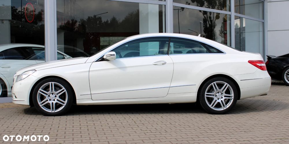 Mercedes-Benz Klasa E 350 Coupe 7G-TRONIC - 13