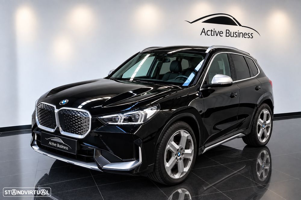 BMW Ix1