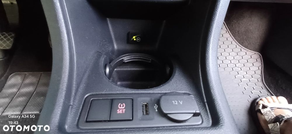 Volkswagen up! 1.0 Black Style - 17