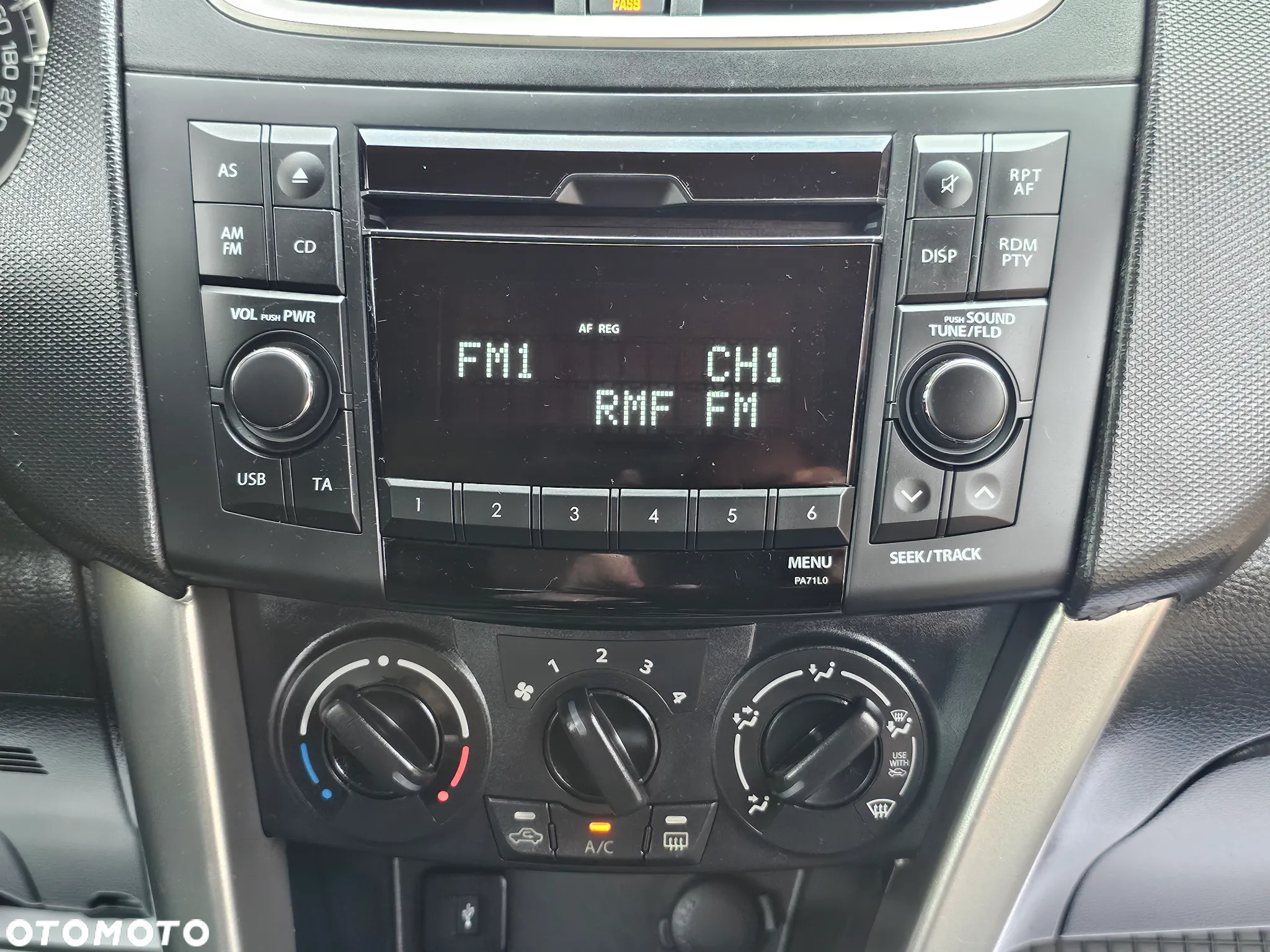 Suzuki Swift 1.2 4x4 Club - 36