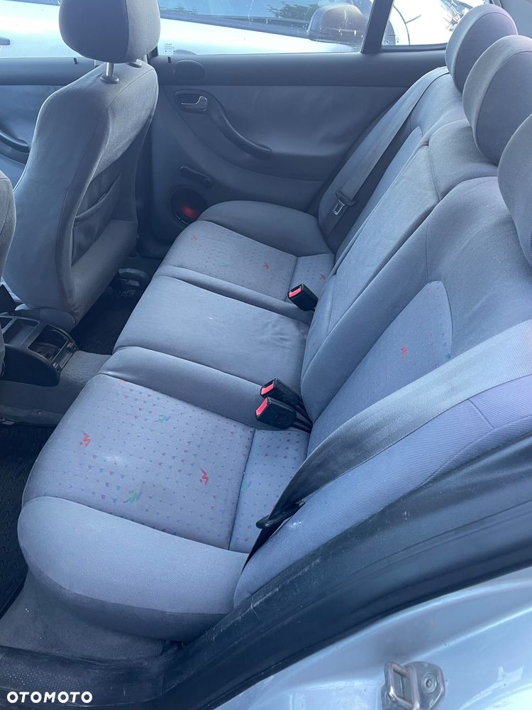 Seat Toledo - 5