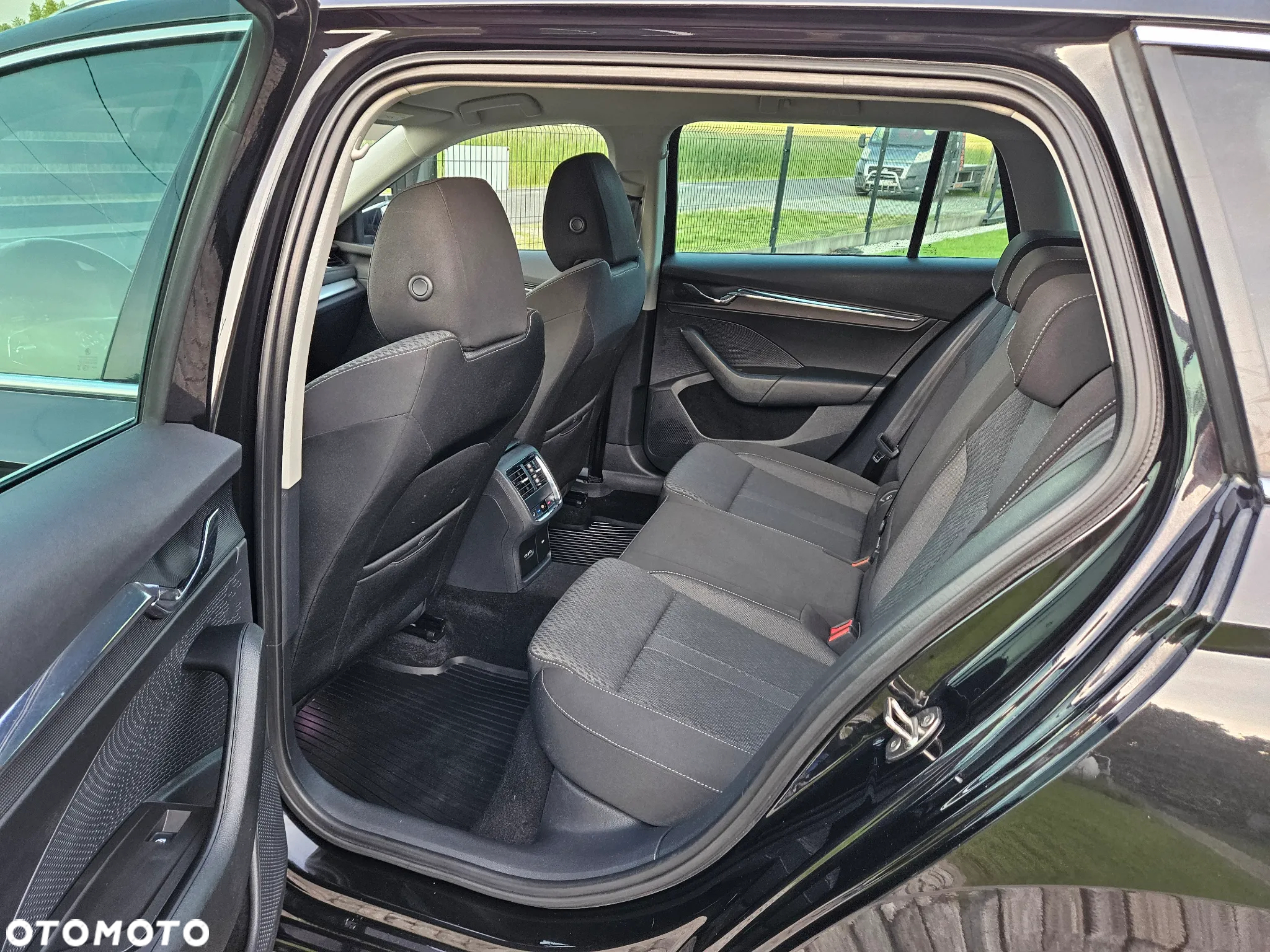 Skoda Octavia 1.5 TSI ACT Style - 14