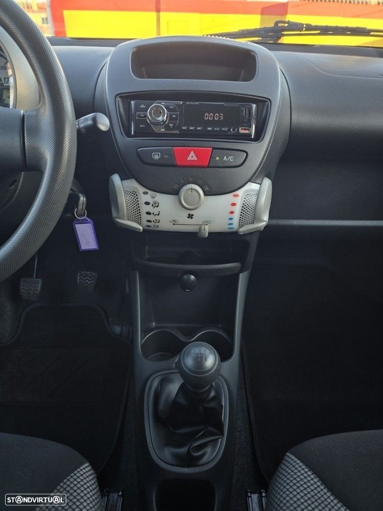 Toyota Aygo Cool - 15