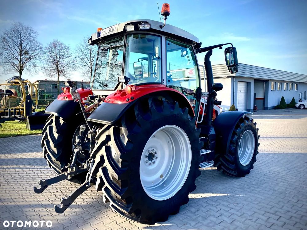 Massey Ferguson 5S.145 Dyna-6 - 5