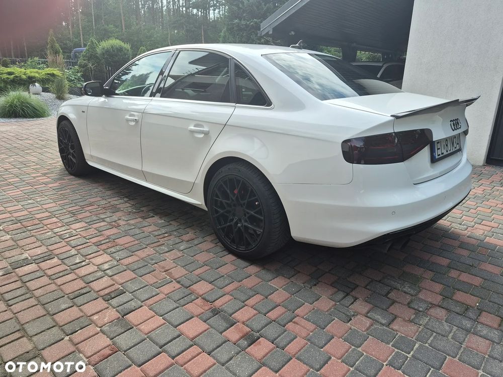 Audi A4 Limousine - 6