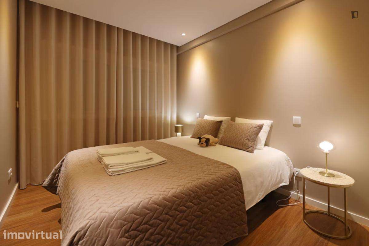 Apartamento com 2 quartos - localizado em Ramalde Porto - Grande imagem: 2/21