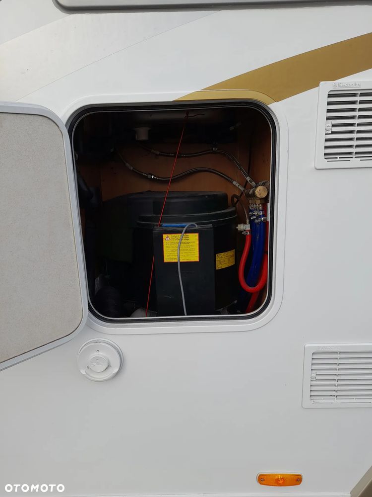 Mercedes-Benz Sprinter - 37