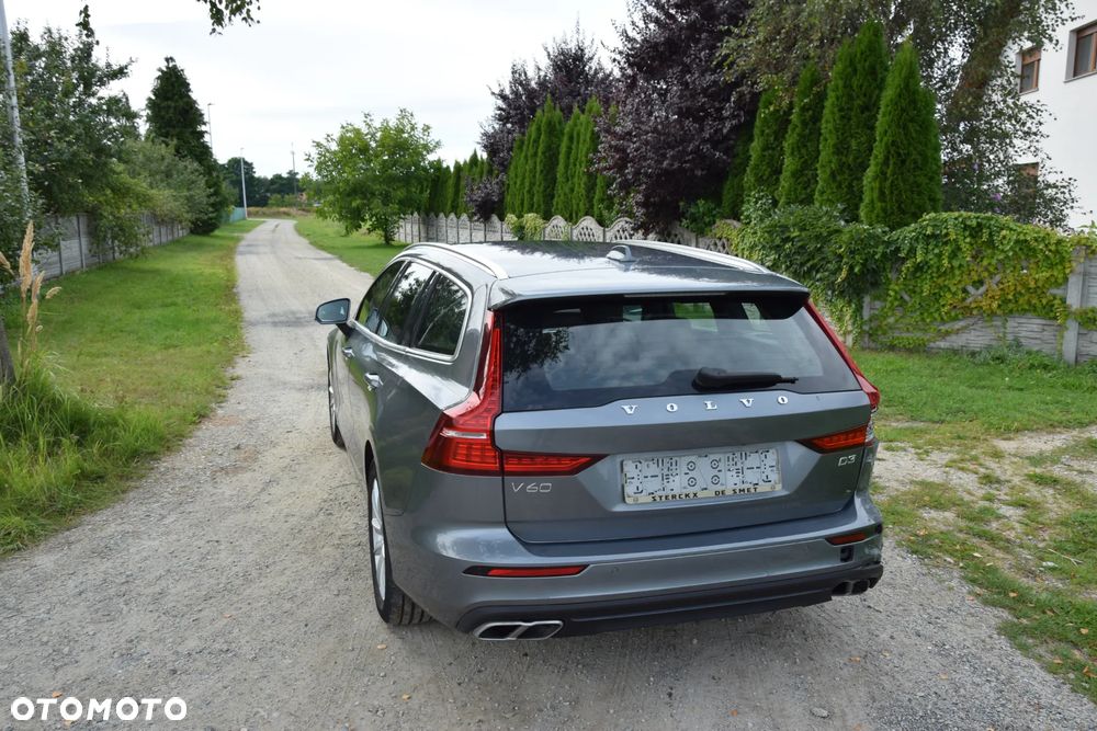 Volvo V60 D3 AWD Geartronic Momentum - 6
