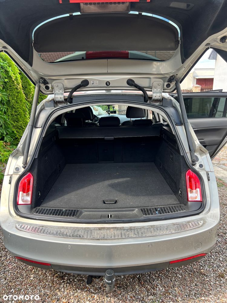 Opel Insignia 2.0 CDTI Sport - 9