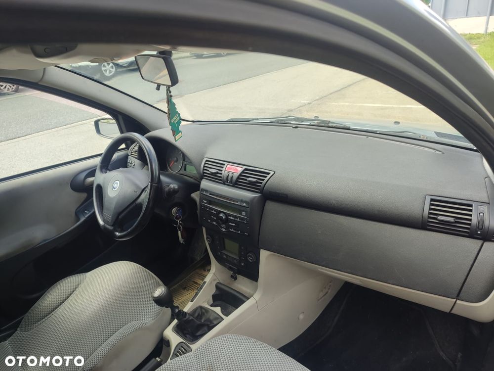 Fiat Stilo 1.6 16V Active - 10