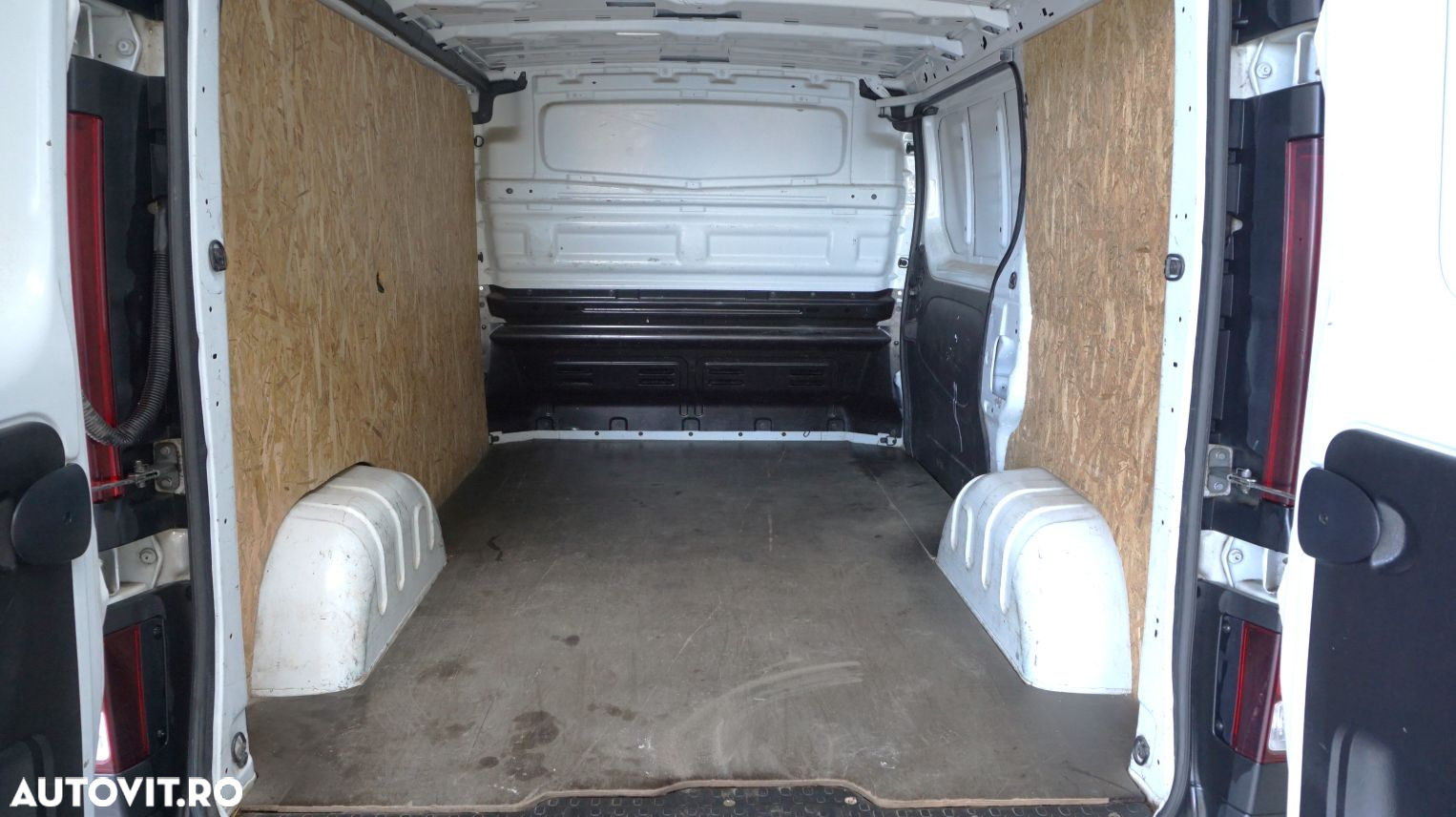 Renault trafic - 5