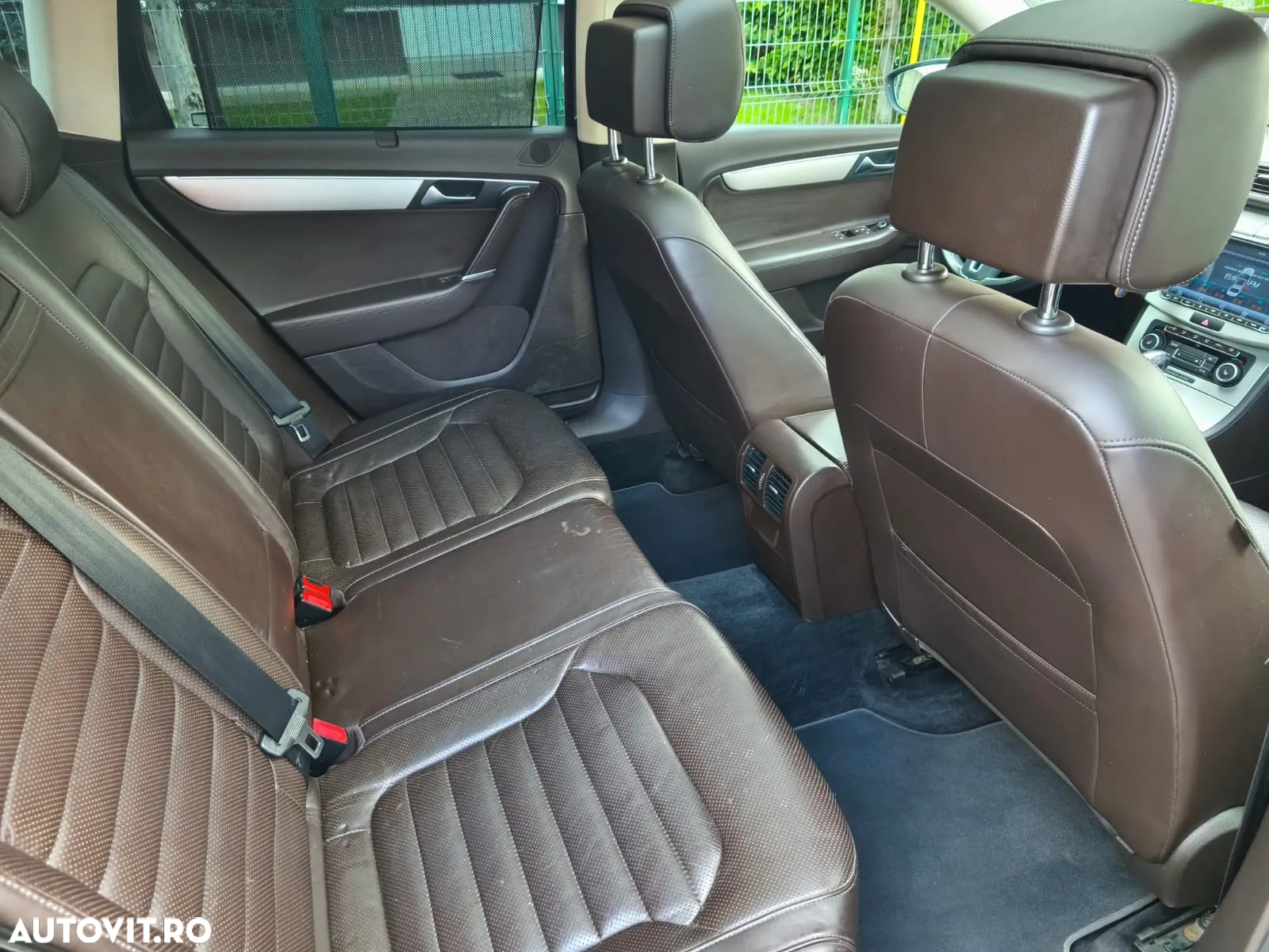 Volkswagen Passat Variant 2.0 TDI DSG BlueMotion Technology Highline - 16