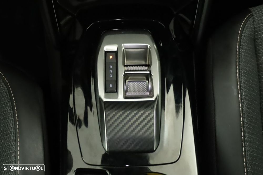 Peugeot e-2008 54 kWh Allure - 14