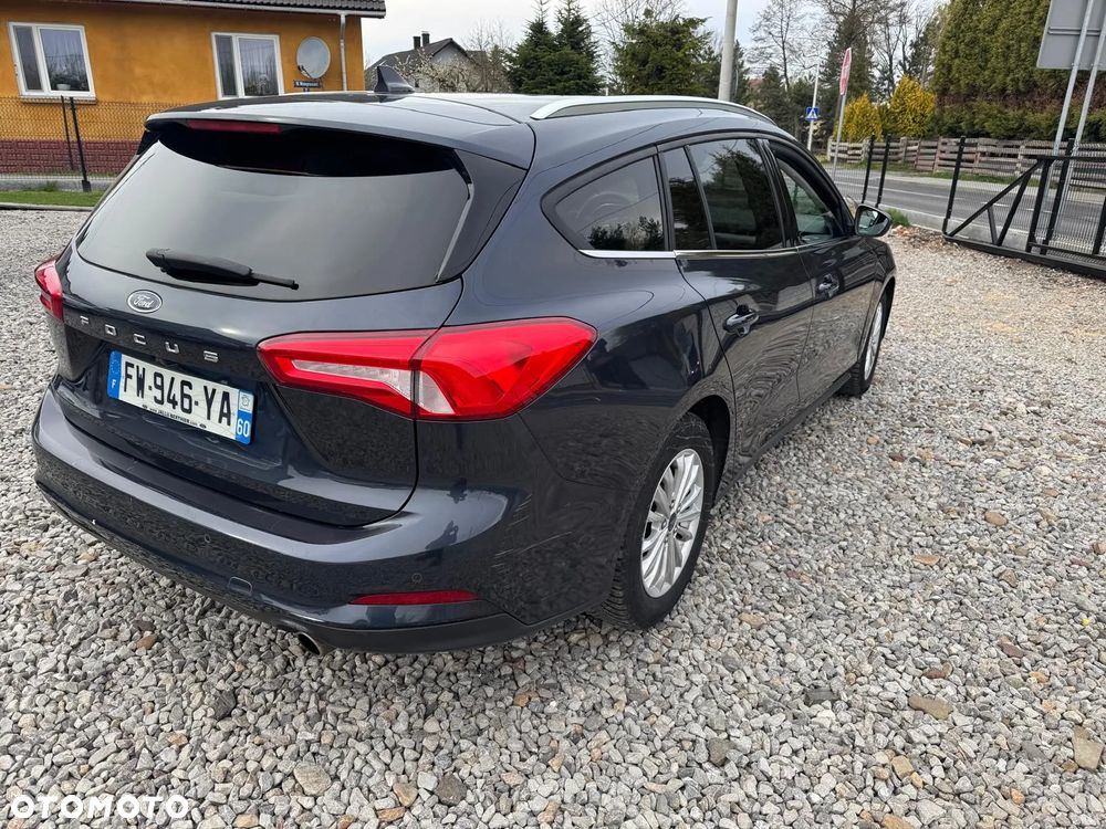 Ford Focus 1.5 EcoBlue Start-Stopp-System COOL&CONNECT DESIGN - 4