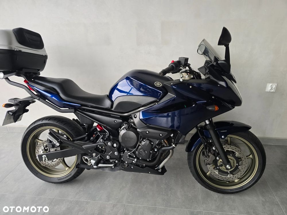 Yamaha XJ - 30