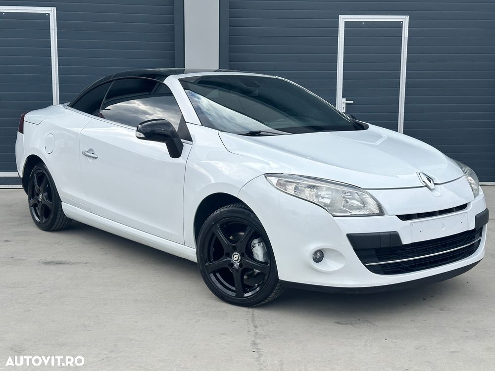 Renault Megane III 1.5 dCi Color Edition - 1