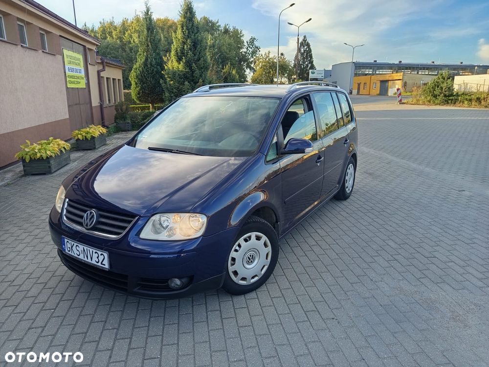 Volkswagen Touran 1.6 Basis - 2