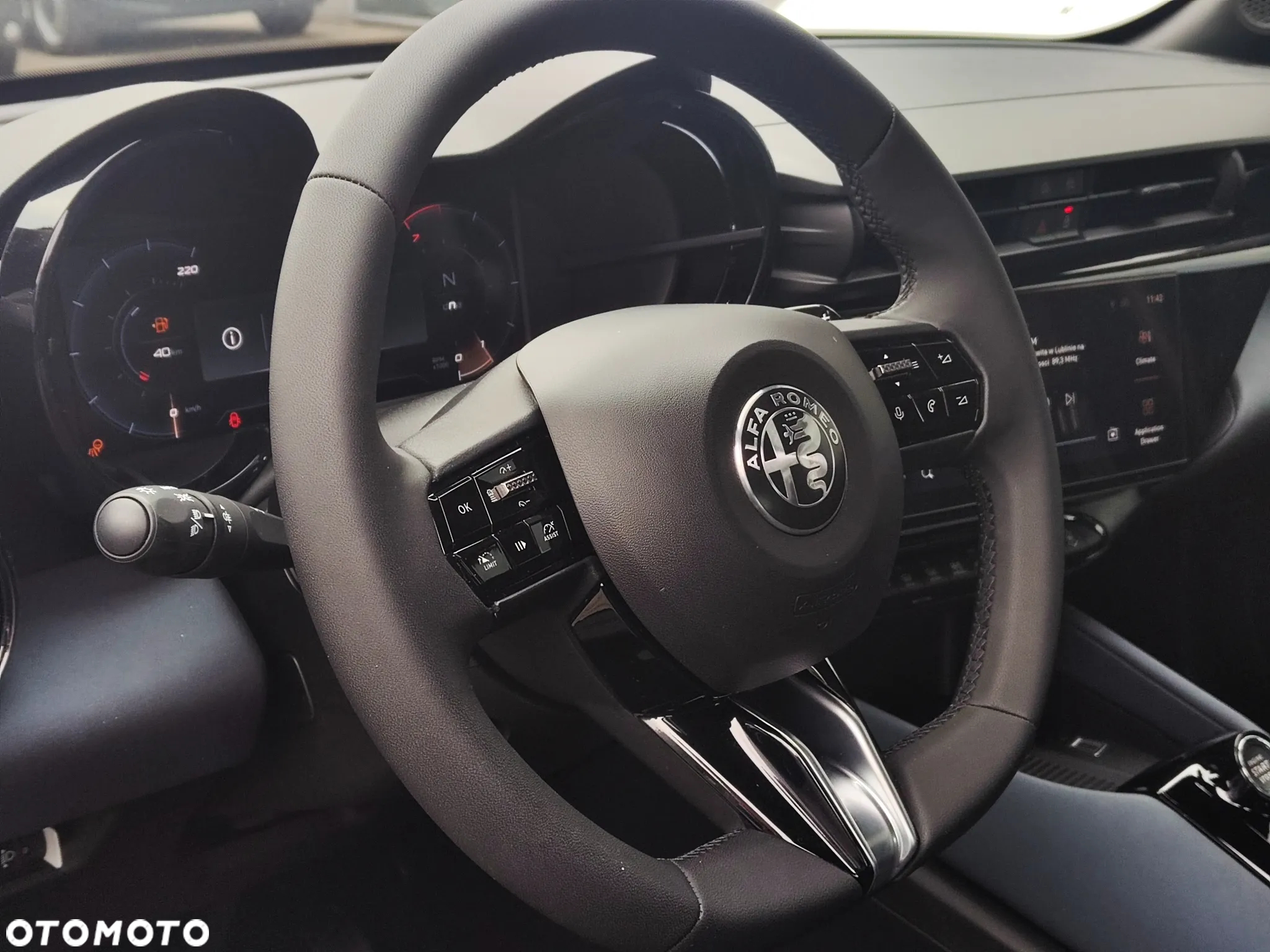 Alfa Romeo Junior 1.2 mHEV Ibrida eDCT - 14