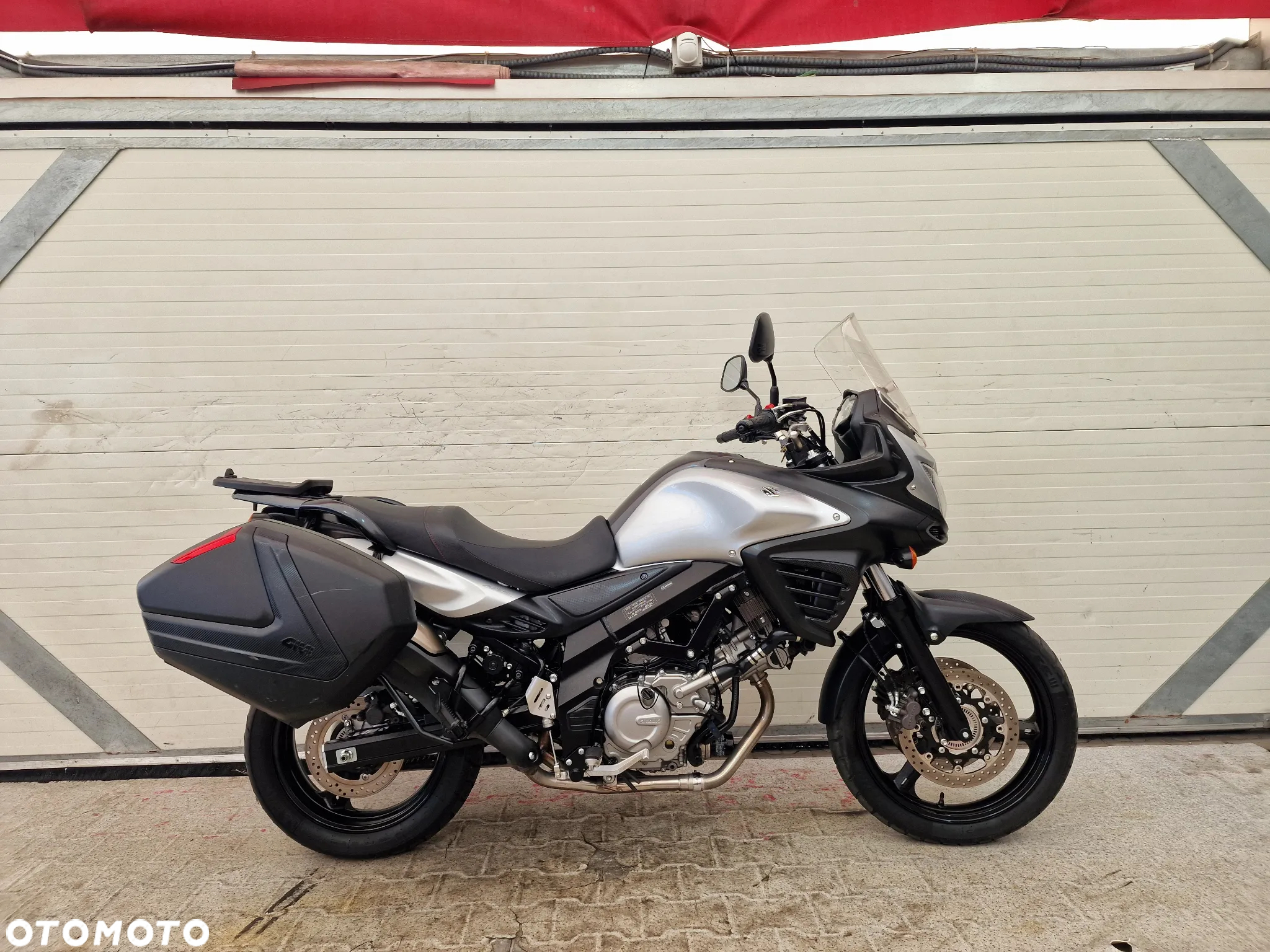 Suzuki DL - 8