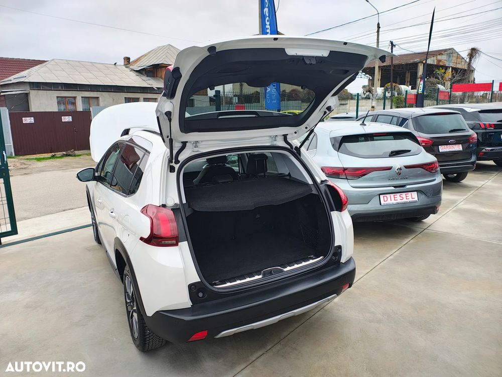 Peugeot 2008 PureTech 130 GPF Stop&Start Allure - 27