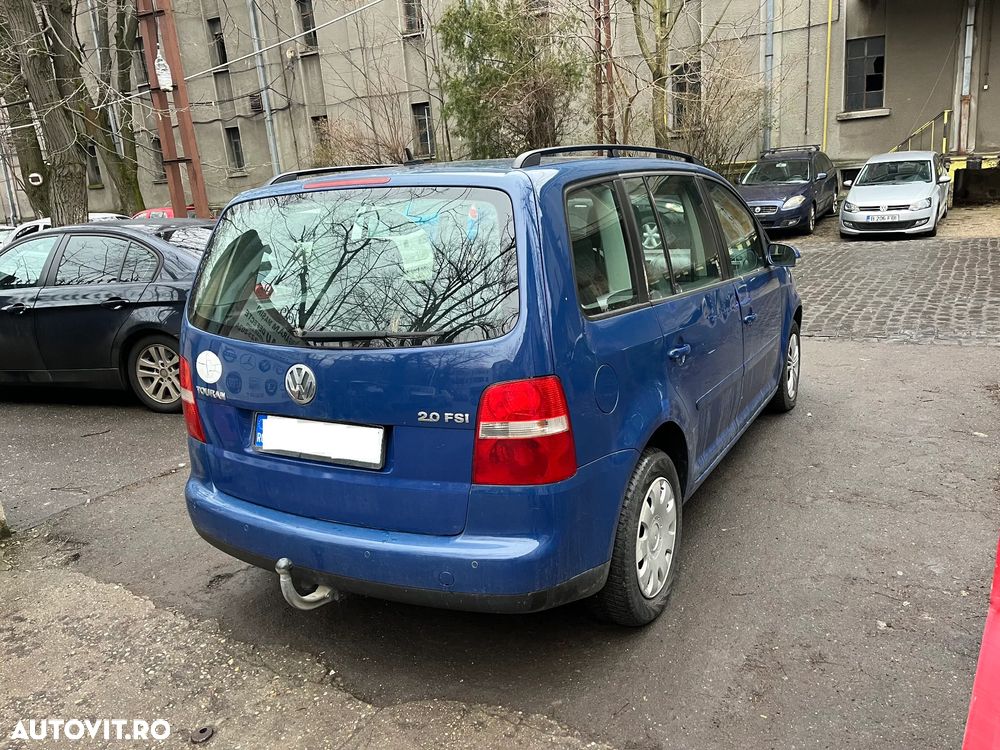 Dezmembrez VW Volkswagen Touran 2006 albastru 2.0 FSI BLX 110KW benzina - 5