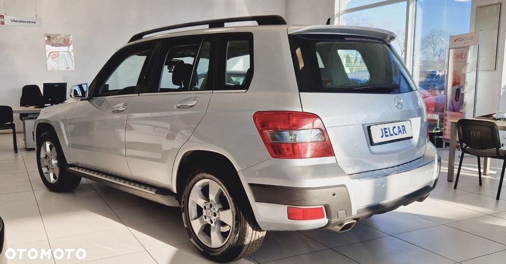 Mercedes-Benz GLK - 13