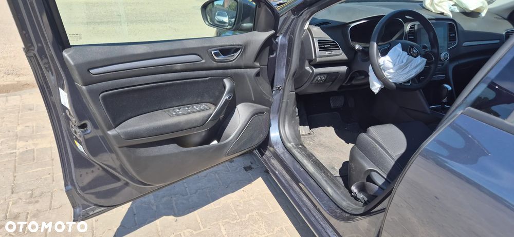 Renault Megane - 13